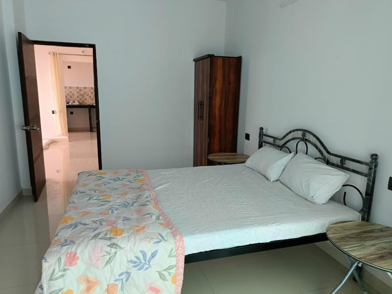 Zanita Heights Seaview Apartment Bogmalo Luaran gambar